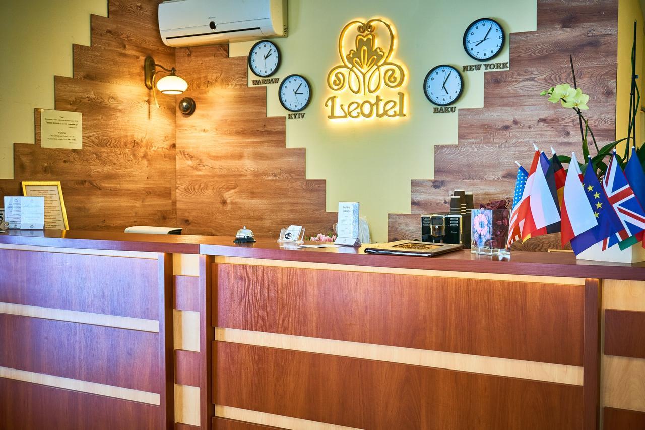 Hotel Leotel Lviv Extérieur photo